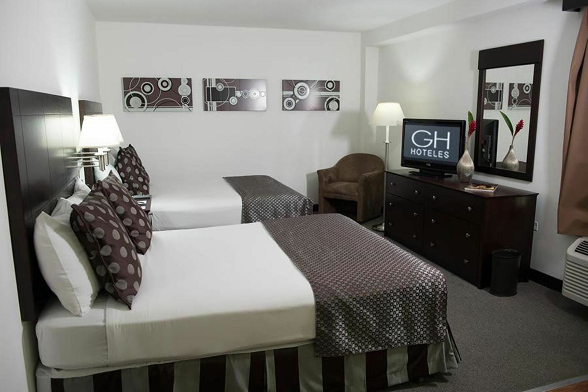 Guaparo Suites Valencia Exterior foto